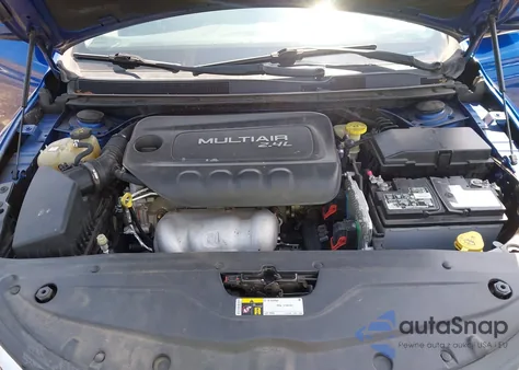 2017 Chrysler 200 Limited Platinum z USA, uszkodzony, nr VIN 1C3CCCAB9HN508315